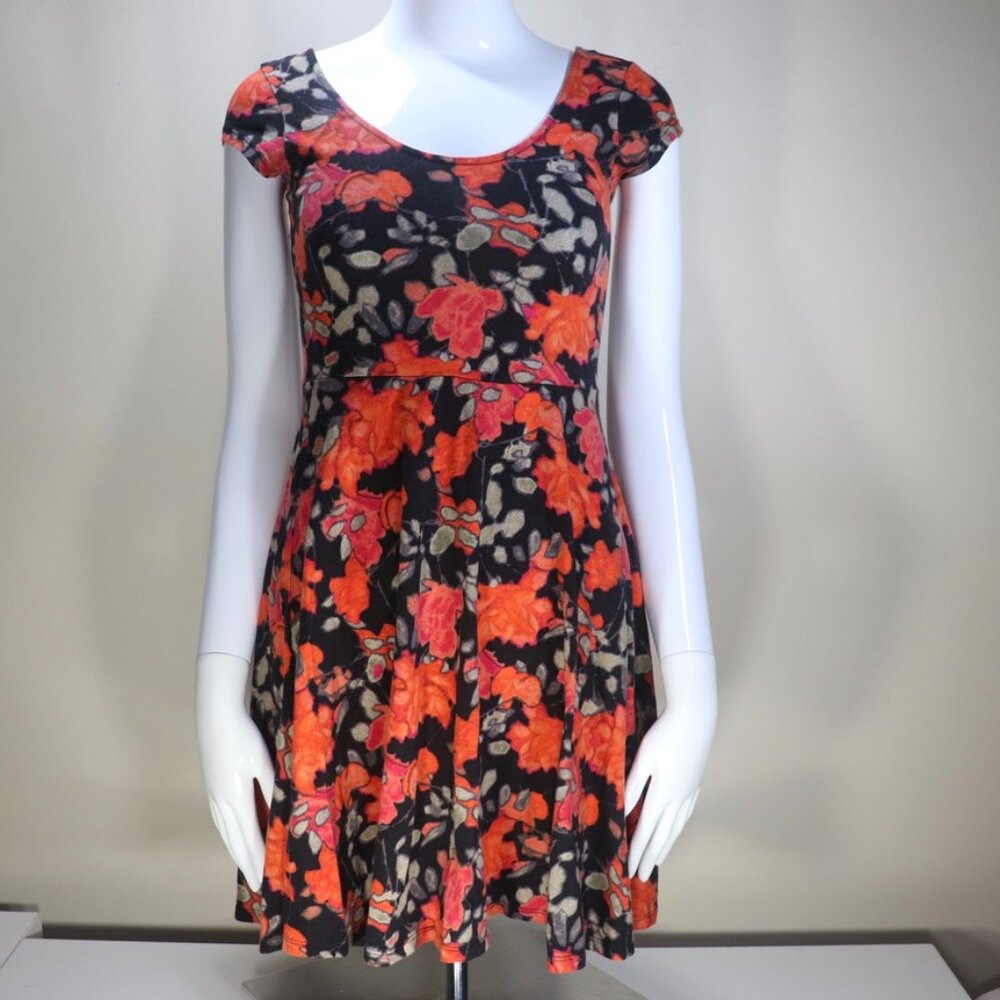 Kimchi Blue Mini Dress Orange Red Black Floral Skater Size XS